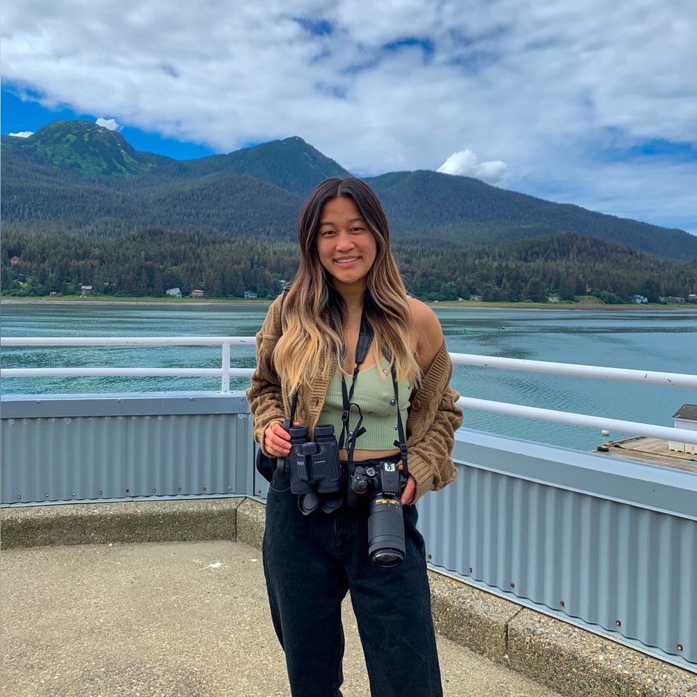 Meet your Posher, Lia